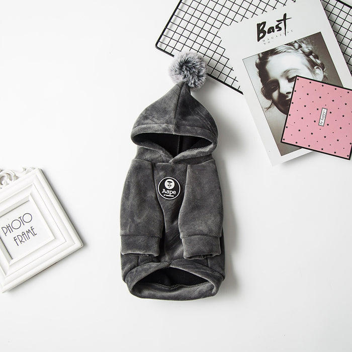 Comfortable and warm pet clothes for small dogs